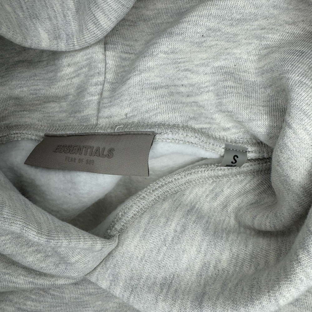 Essentials Fear of God (Light Oatmeal) Hoodie Size Small #78 - Picture 3 of 6